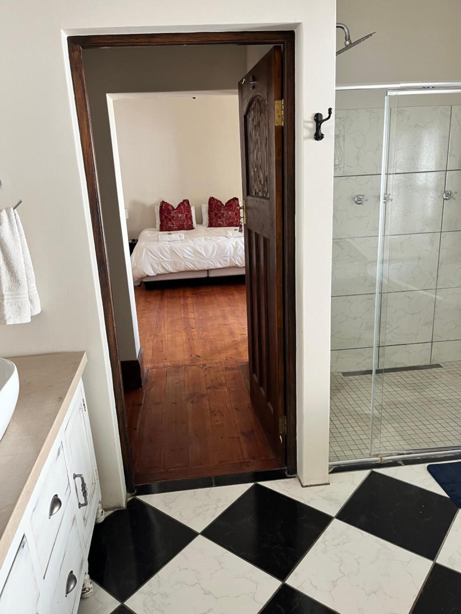 Toni'S Cottage Graaff-Reinet エクステリア 写真