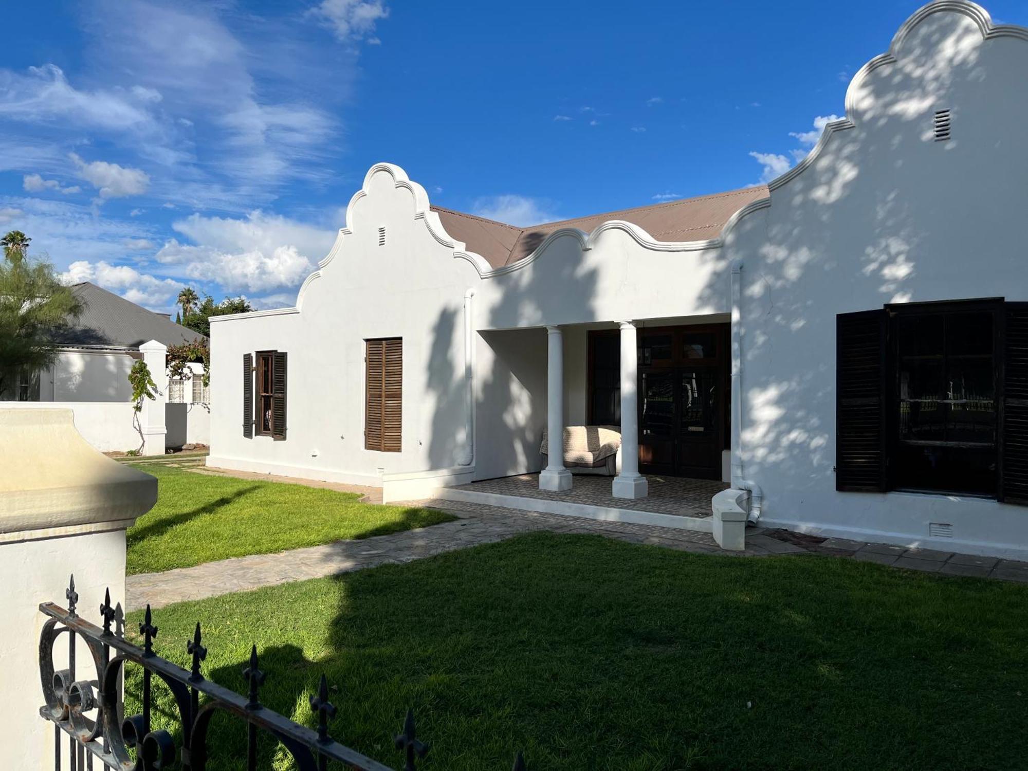 Toni'S Cottage Graaff-Reinet エクステリア 写真
